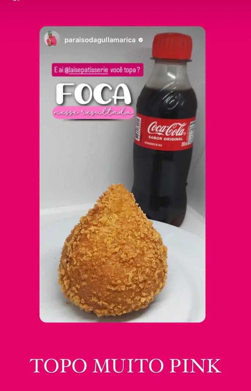 Aluna da cozinha da Pink